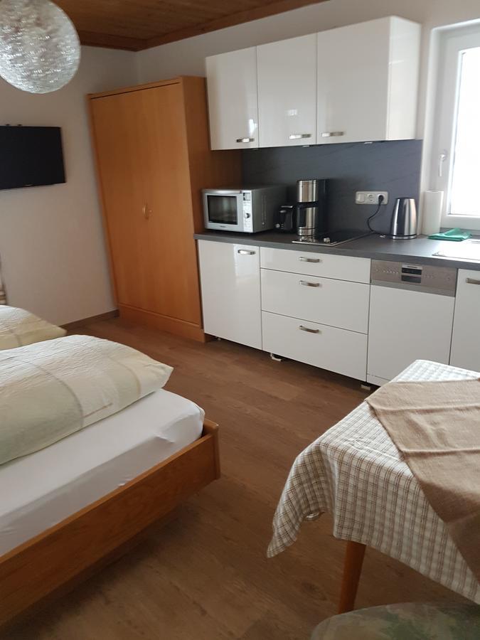 Gaestehaus Steininger 즈위젤 외부 사진